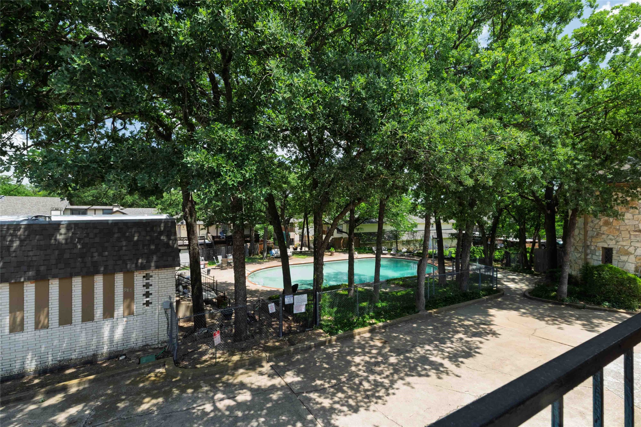 836 Chateau Valee Circle Bedford TX 76022