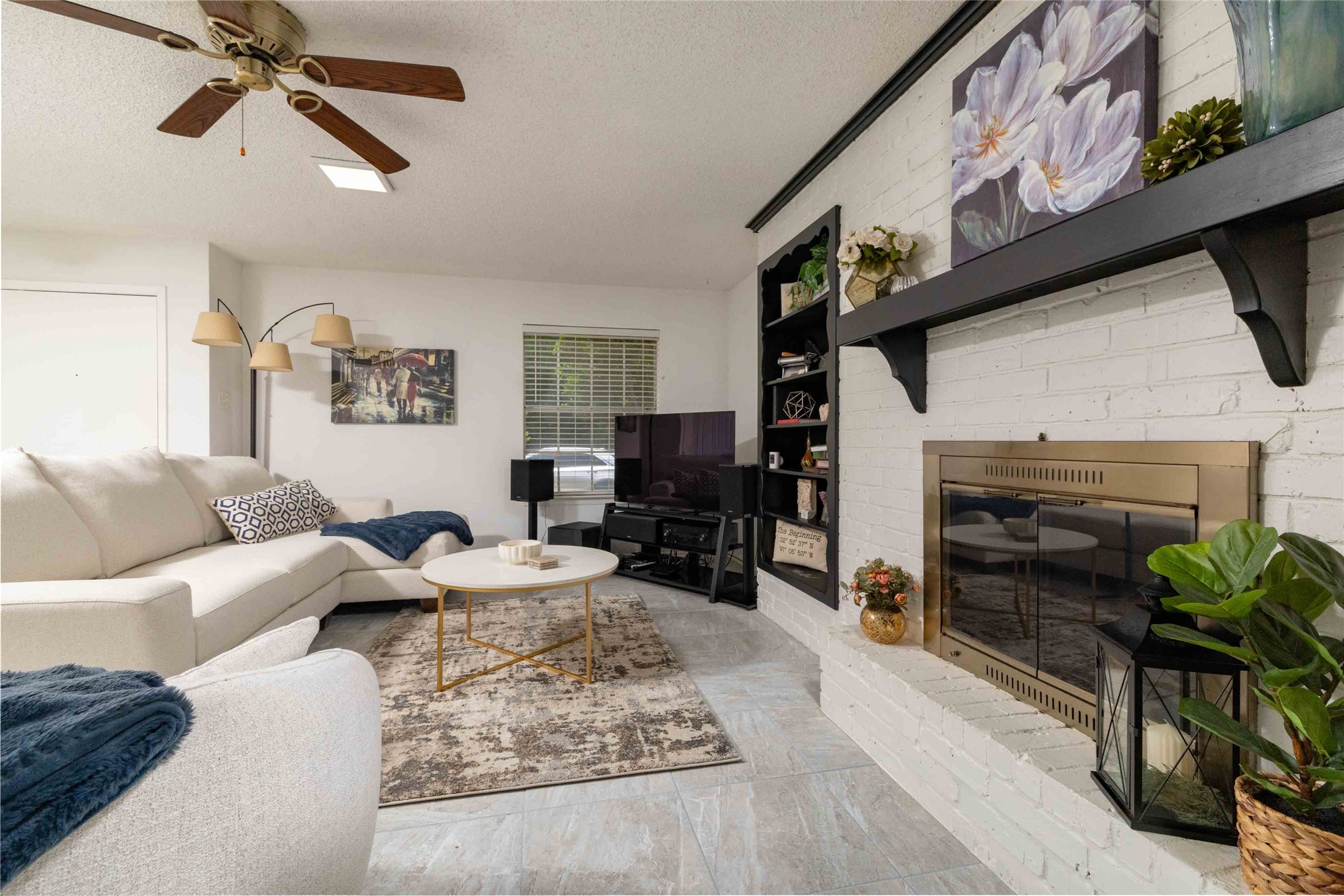 836 Chateau Valee Circle Bedford TX 76022