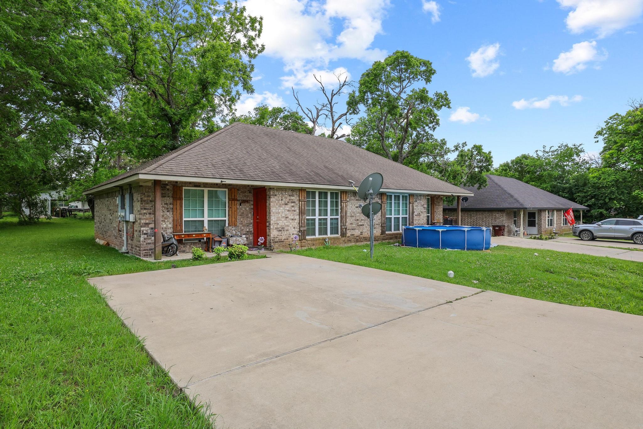 704 Seven Oaks Road Bonham TX 75418
