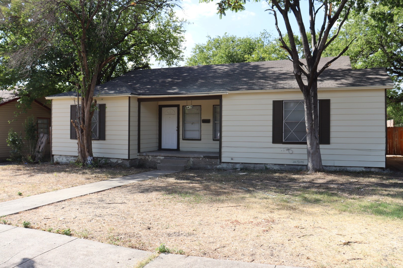 6415 Latta Street Dallas TX 75227