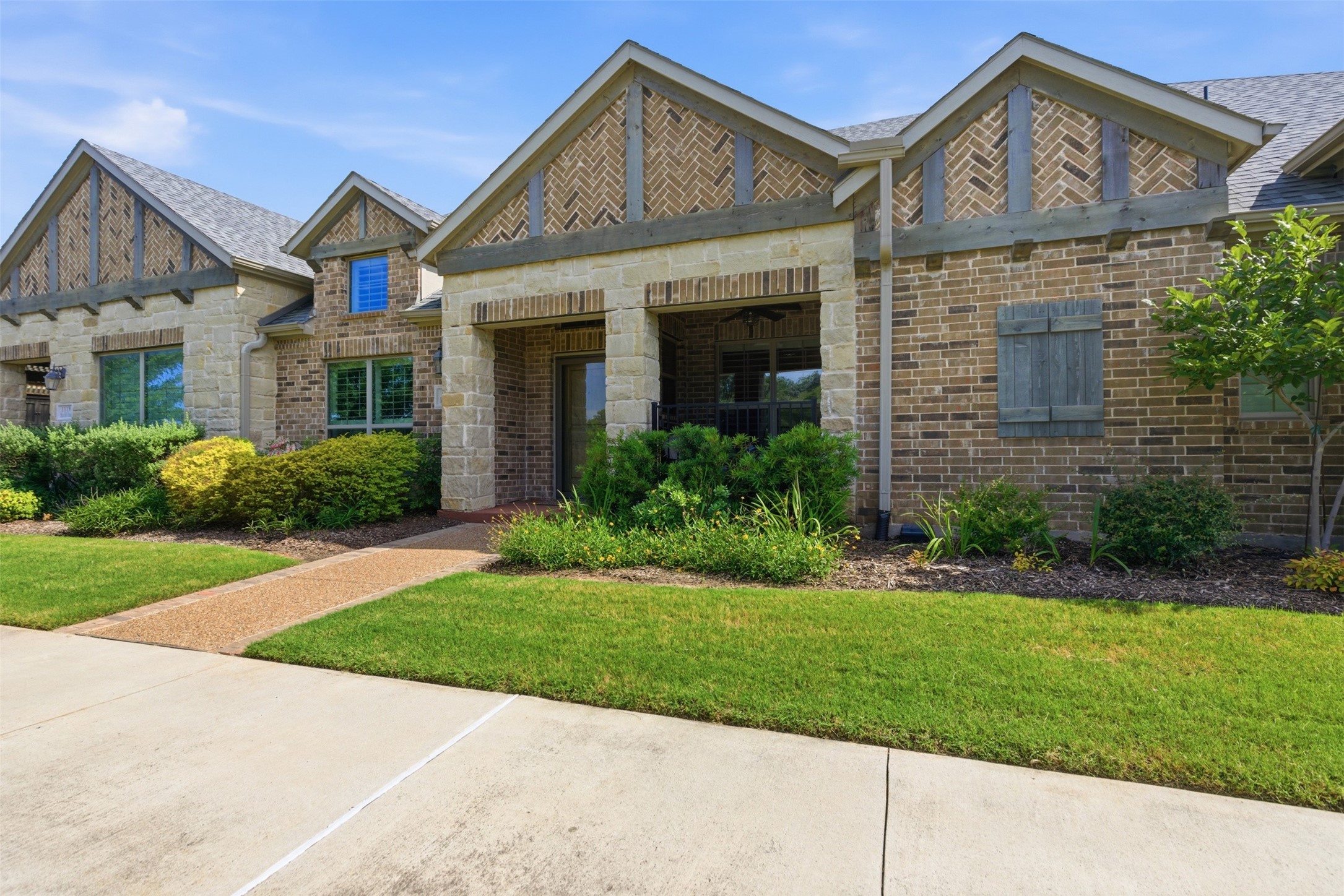 1117 Blue Bill Lane Arlington TX 76005