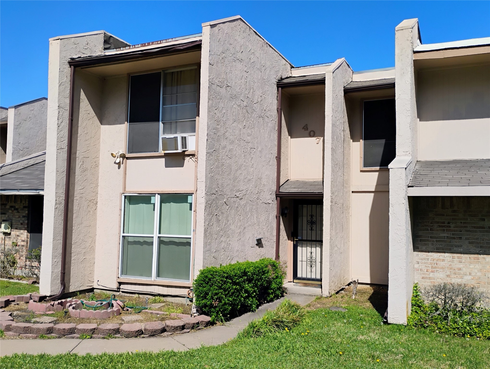 407 Arborview Drive Garland TX 75043