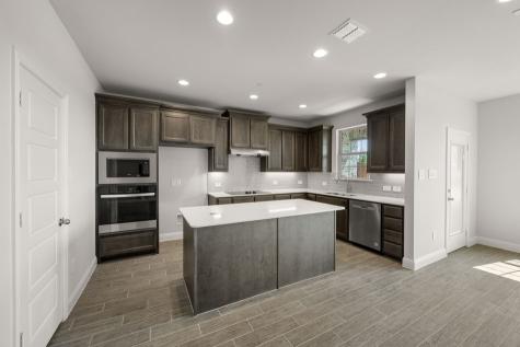 660 Sandiford Court Mansfield TX 76063