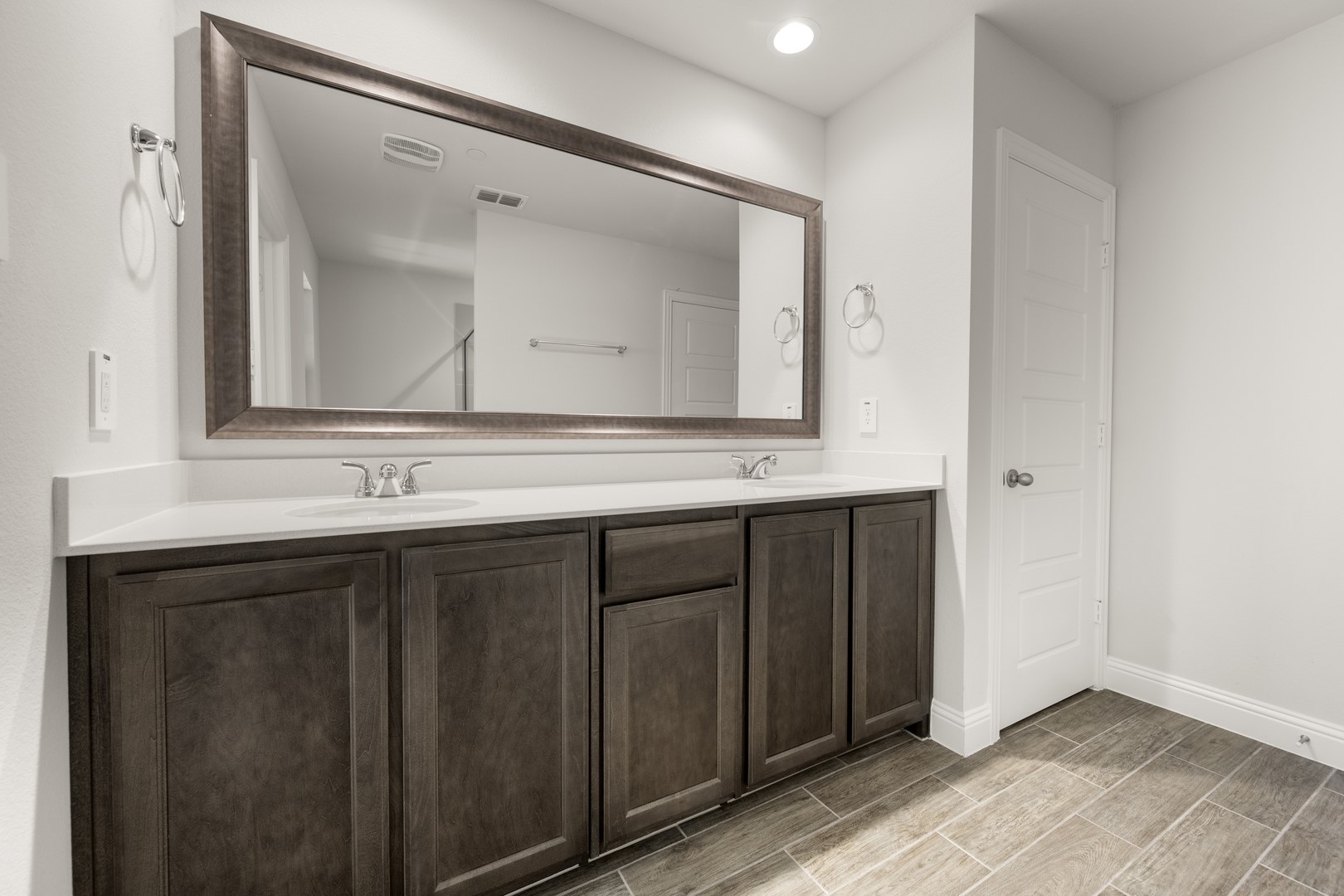 660 Sandiford Court Mansfield TX 76063