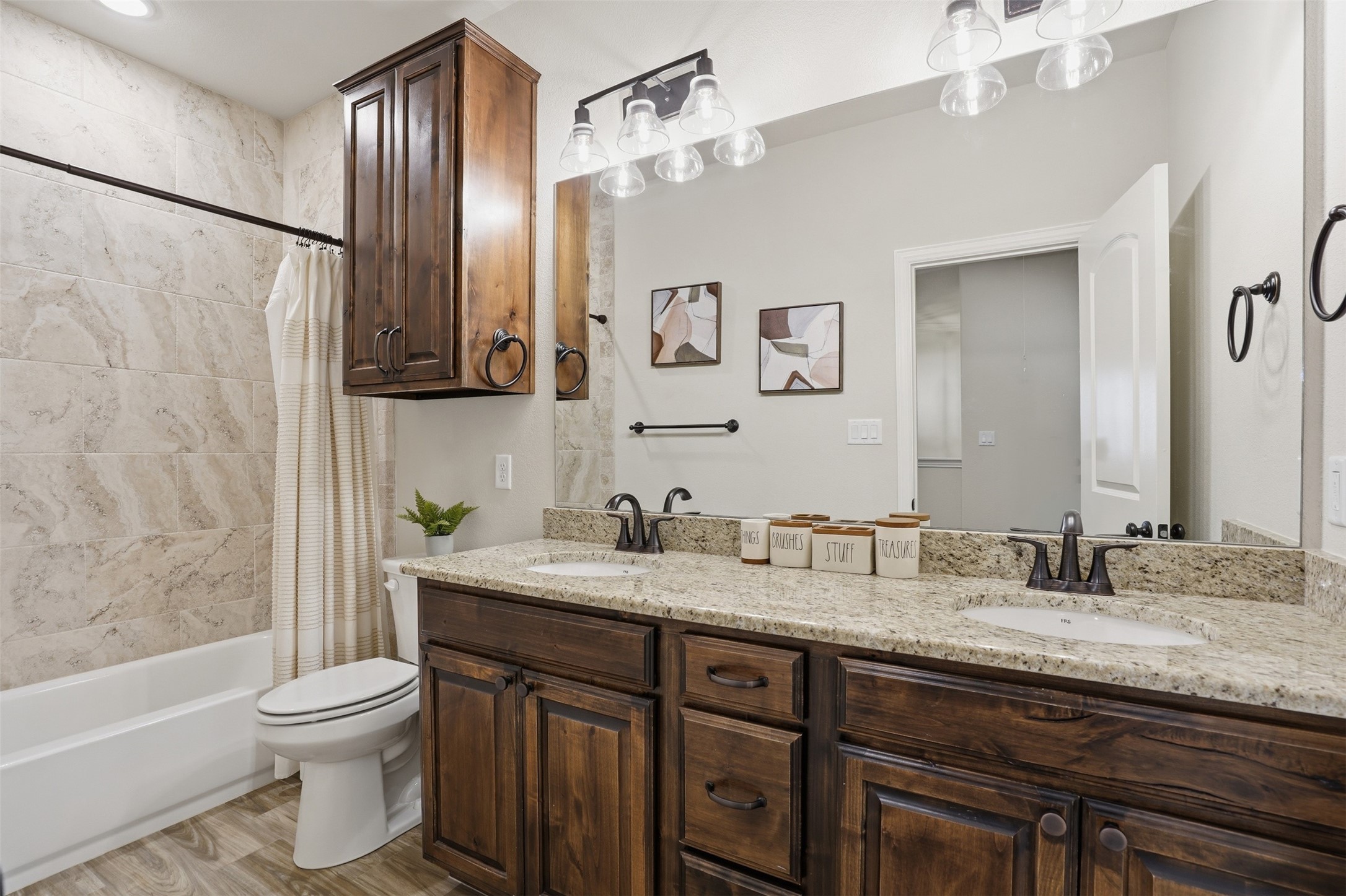 1100 Noble Flair Place Granbury TX 76049