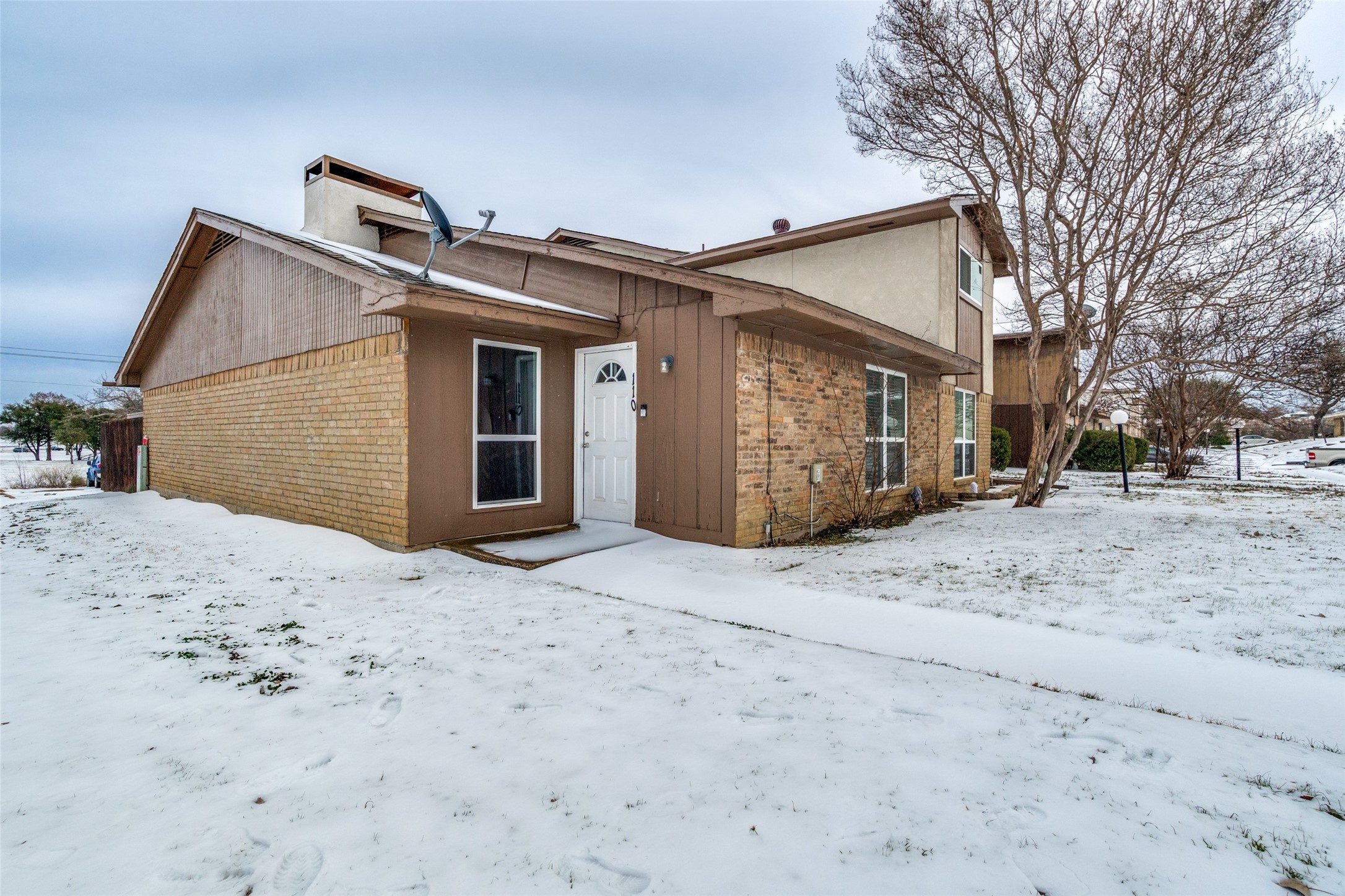 1402 S Carrier Parkway Grand Prairie TX 75051
