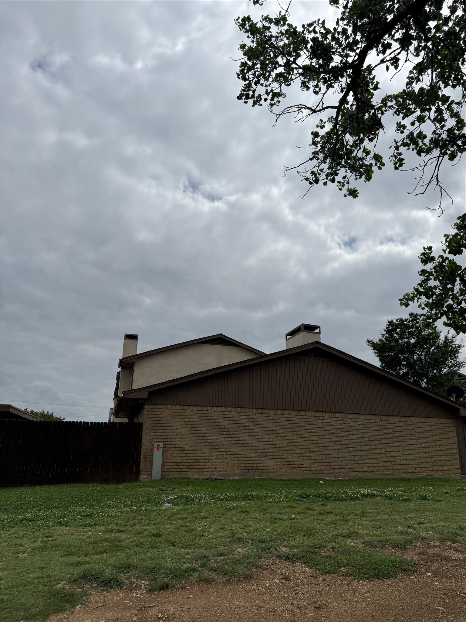 1402 S Carrier Parkway Grand Prairie TX 75051