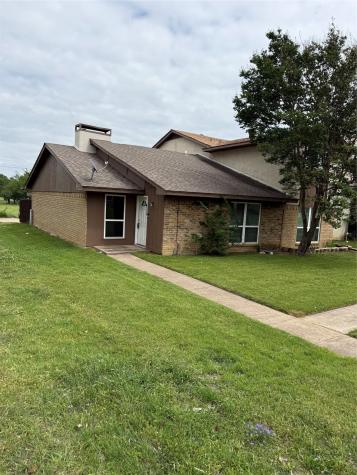 1402 S Carrier Parkway Grand Prairie TX 75051