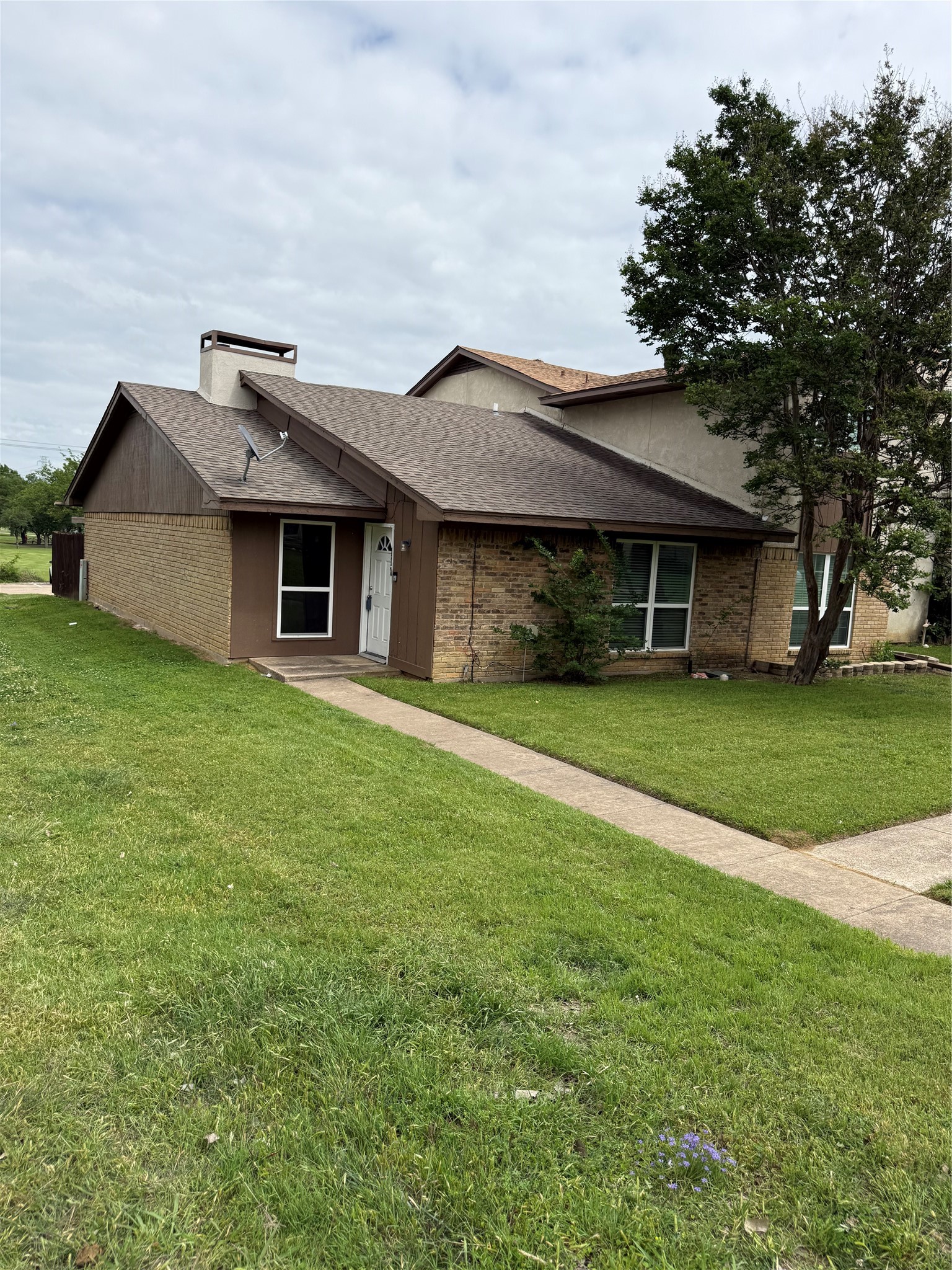 1402 S Carrier Parkway Grand Prairie TX 75051