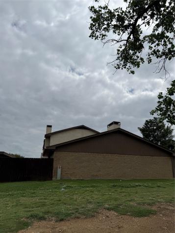 1402 S Carrier Parkway Grand Prairie TX 75051