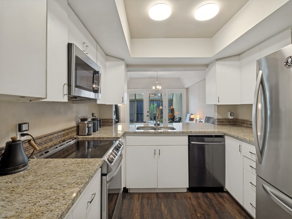 3139 Golden Oak Farmers Branch TX 75234