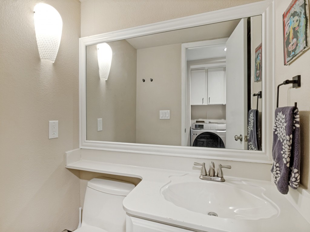 3139 Golden Oak Farmers Branch TX 75234