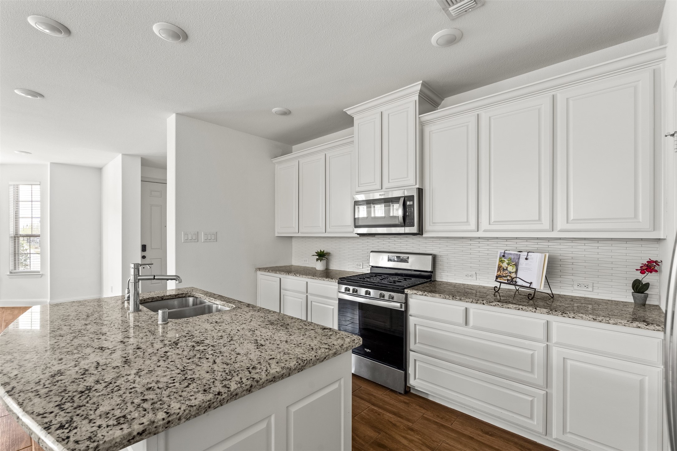 4721 Smokey Quartz Lane Arlington TX 76005