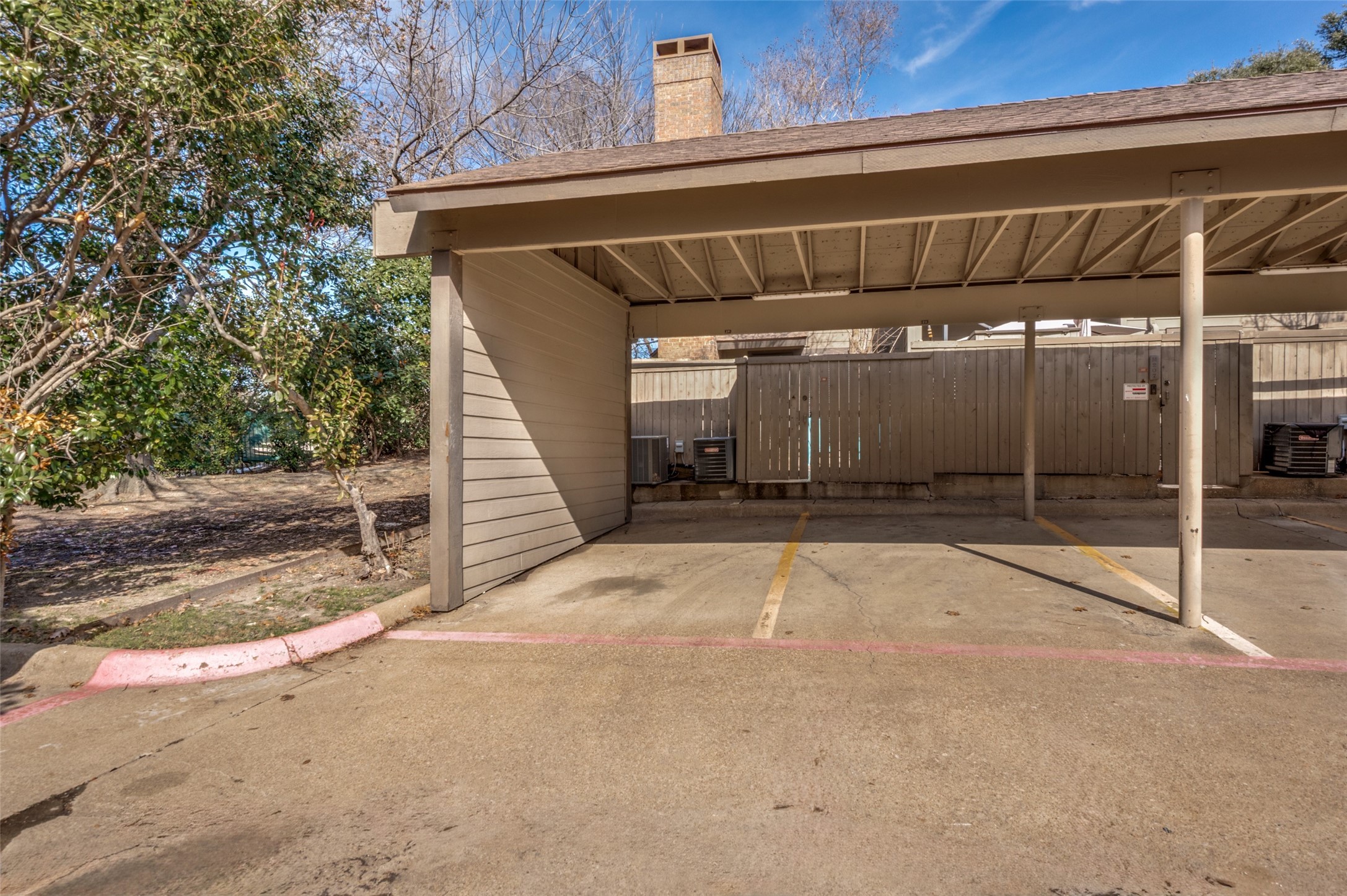 9910 Royal Lane Dallas TX 75231