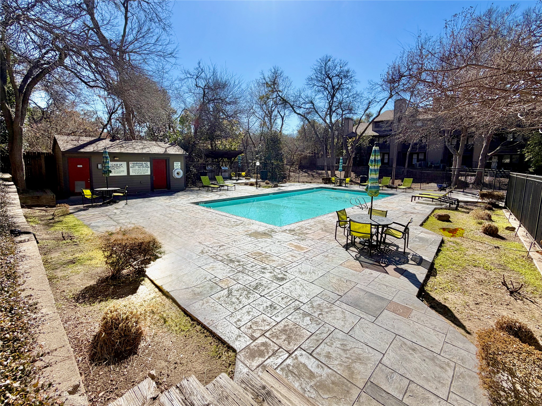 9910 Royal Lane Dallas TX 75231
