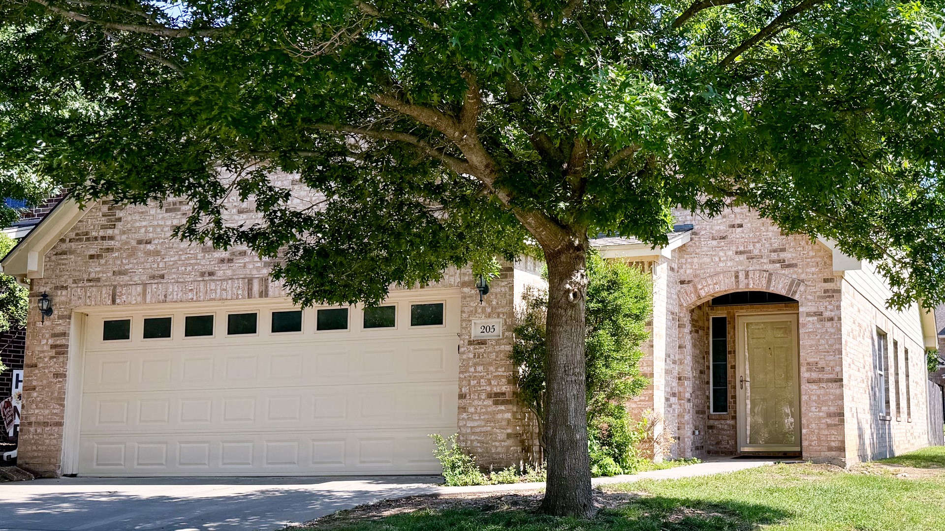 205 Greathouse Village Decatur TX 76234