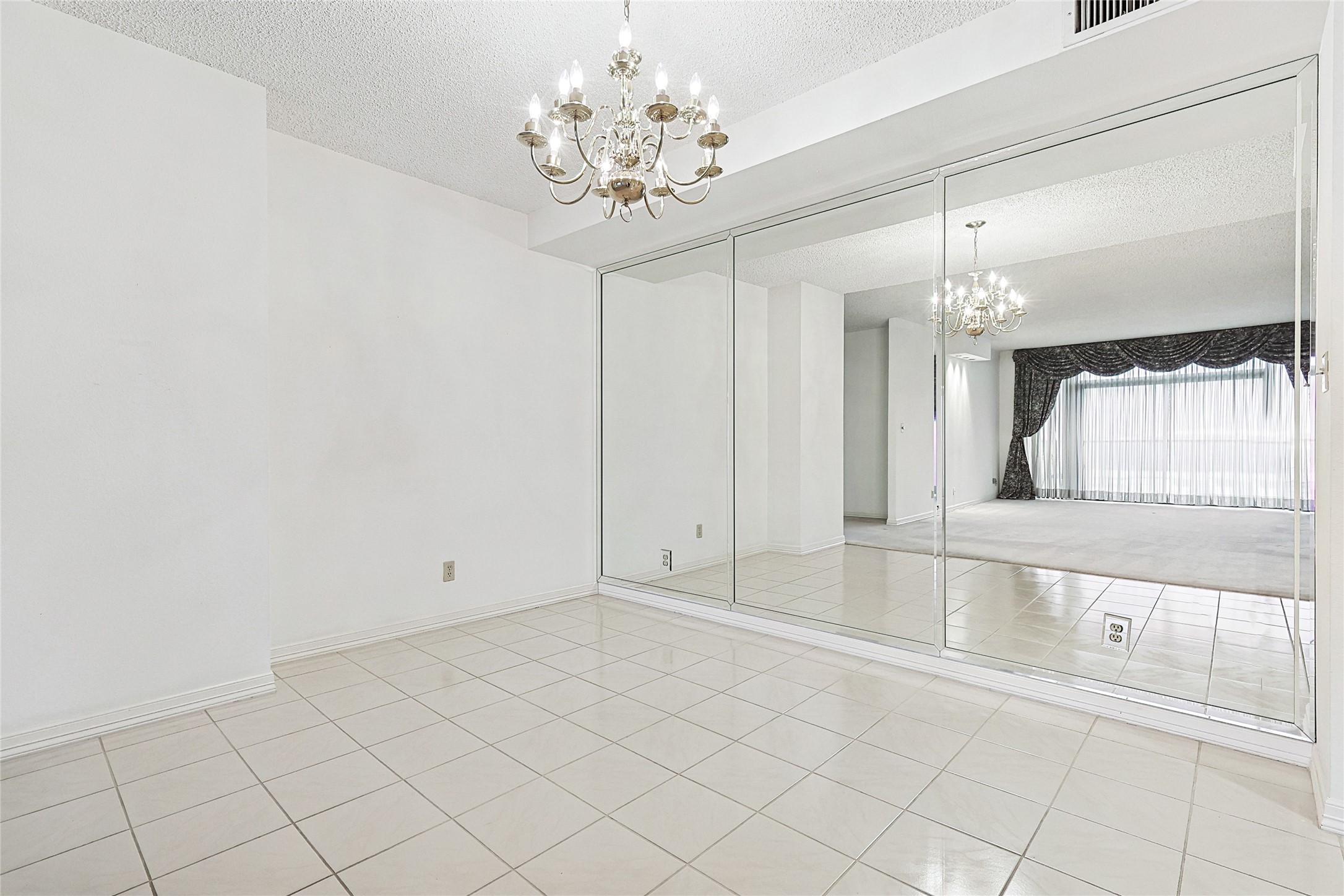 5200 Keller Springs Road Dallas TX 75248