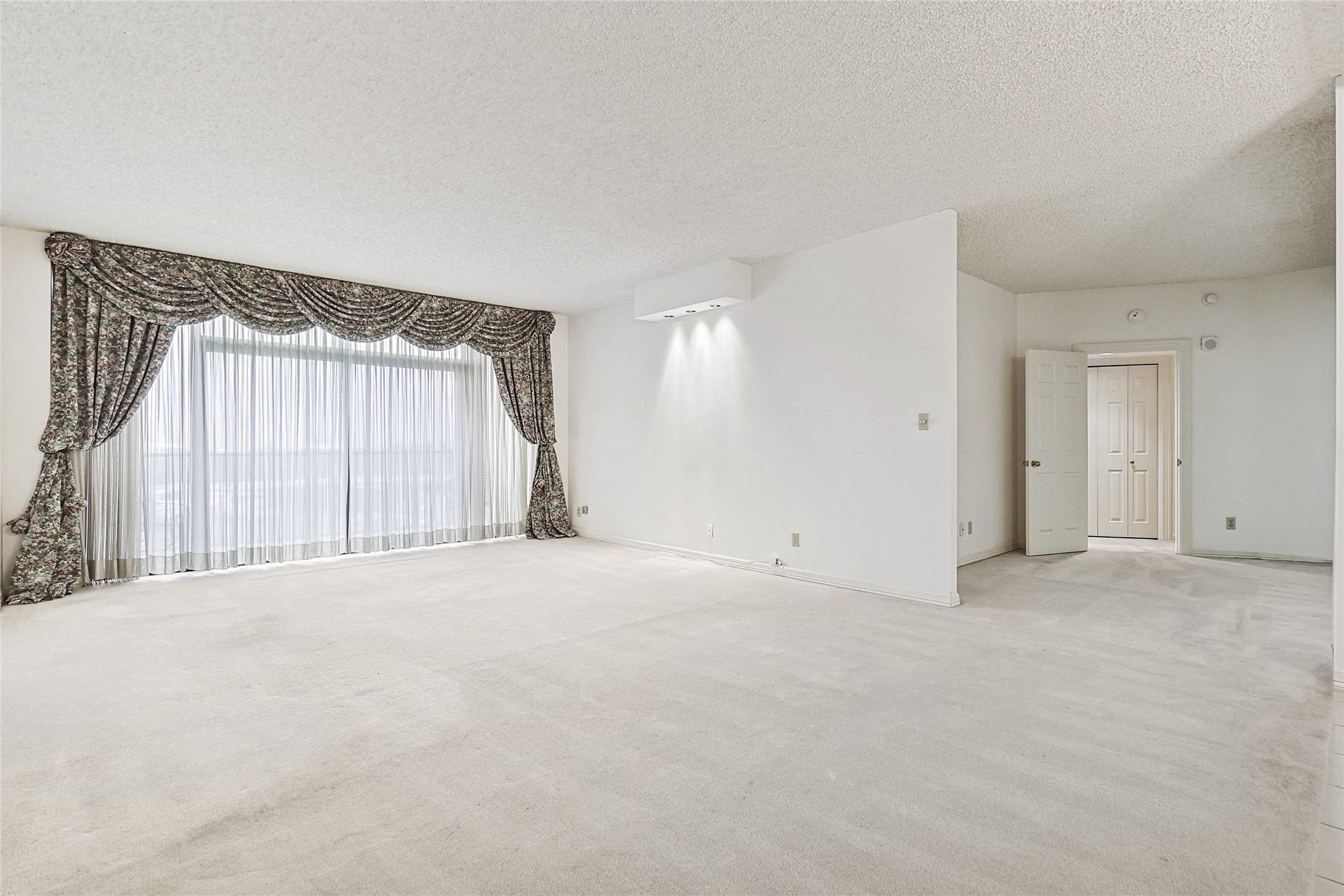 5200 Keller Springs Road Dallas TX 75248