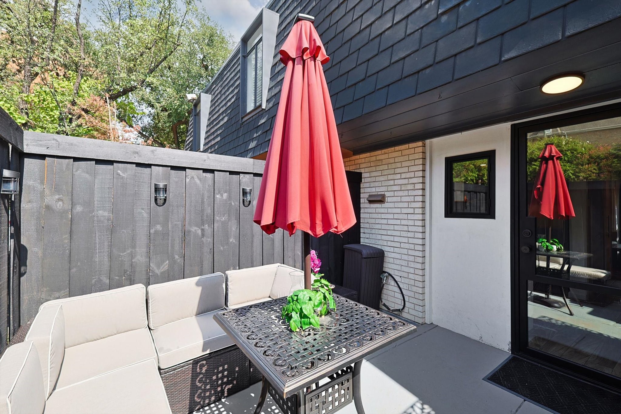 3637 Hawthorne Avenue Dallas TX 75219