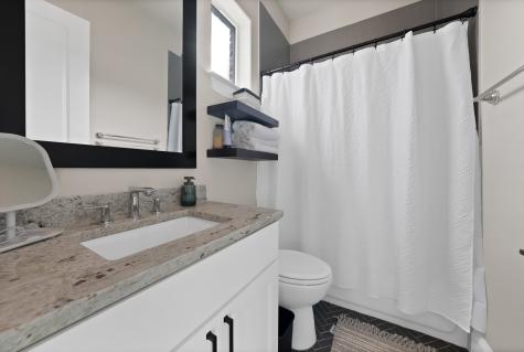406 Mills Street Fort Worth TX 76102