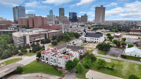 406 Mills Street Fort Worth TX 76102