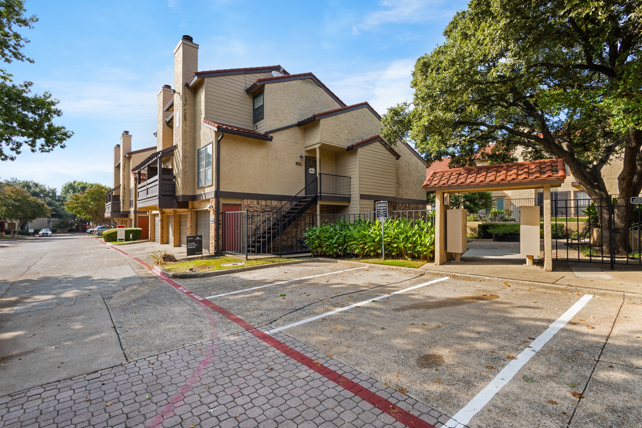 4130 Proton Drive Addison TX 75001