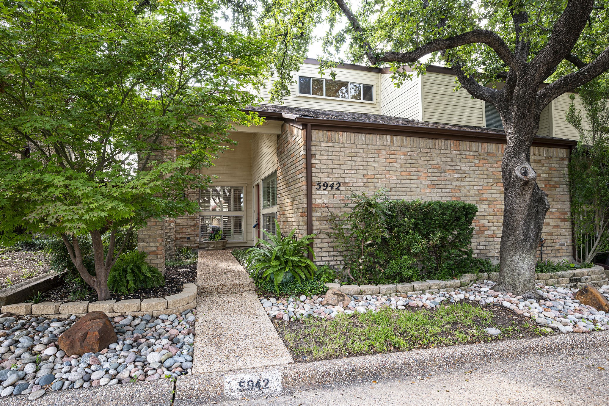 5942 Preston Valley Drive Dallas TX 75240