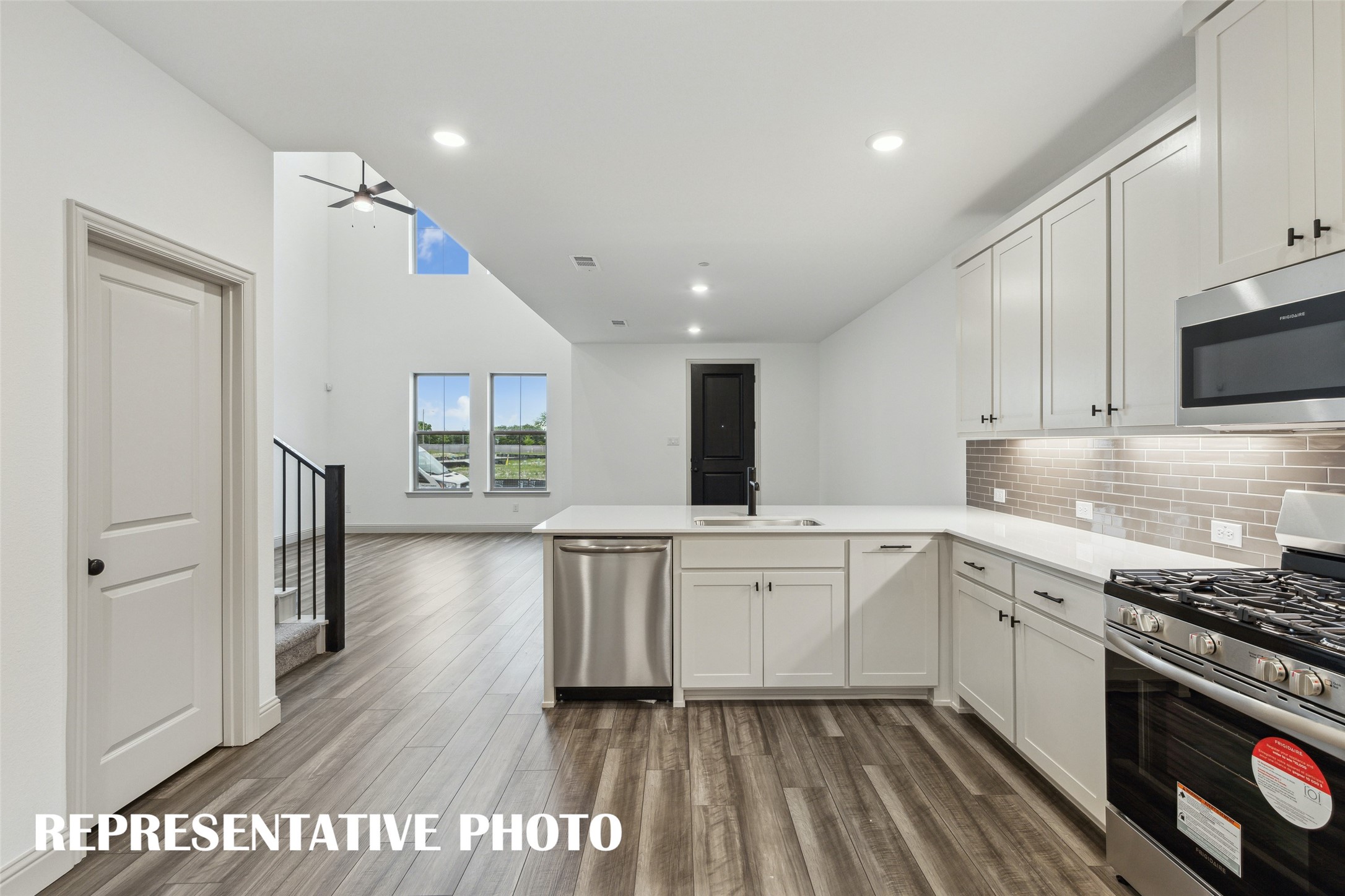 212 Dylan Way Midlothian TX 76065