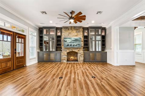 17309 N Highway 6 Valley Mills TX 76689