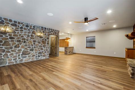 17309 N Highway 6 Valley Mills TX 76689