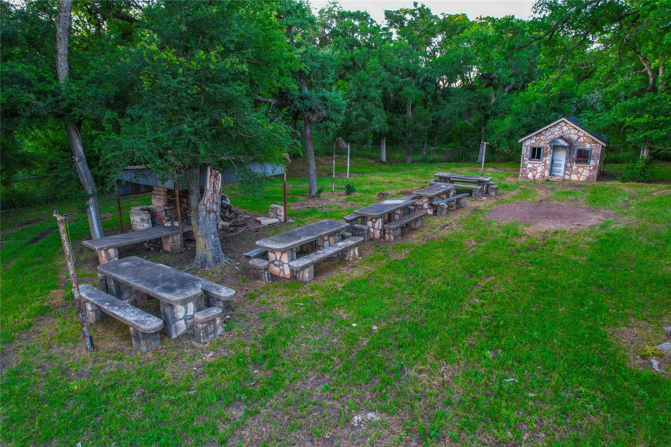 17309 N Highway 6 Valley Mills TX 76689