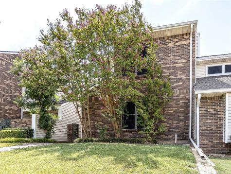 728 Creekwood Court Lewisville TX 75067