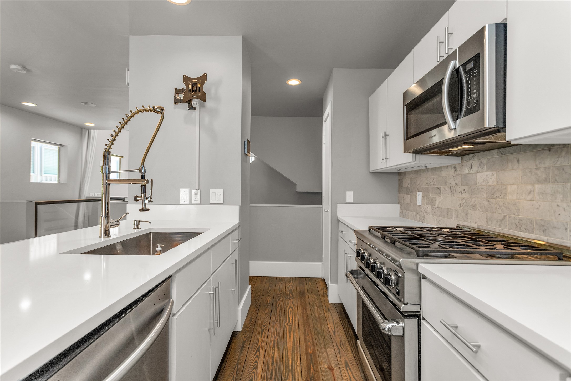 4213 Dickason Avenue Dallas TX 75219
