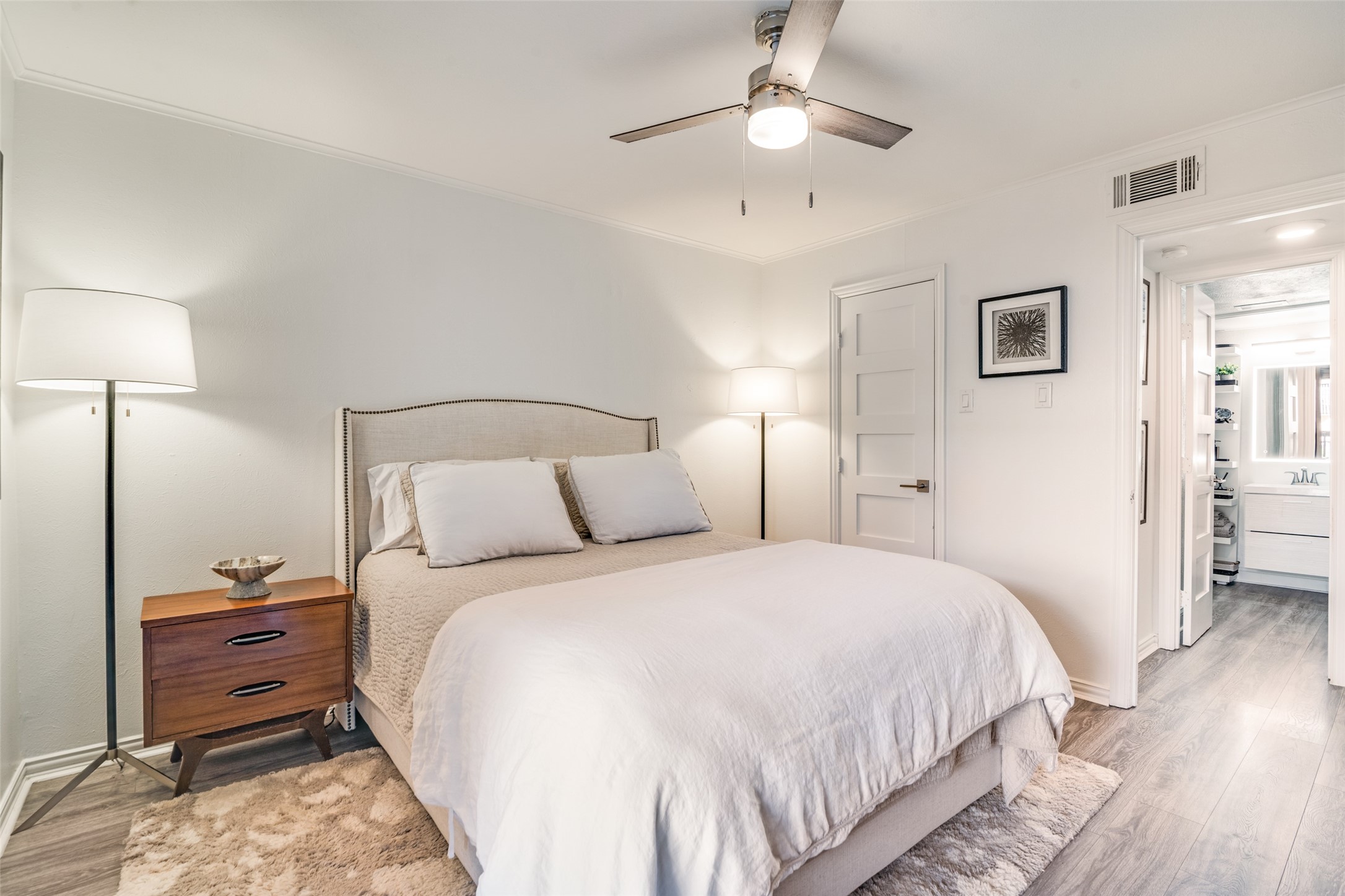 4859 Cedar Springs Road Dallas TX 75219