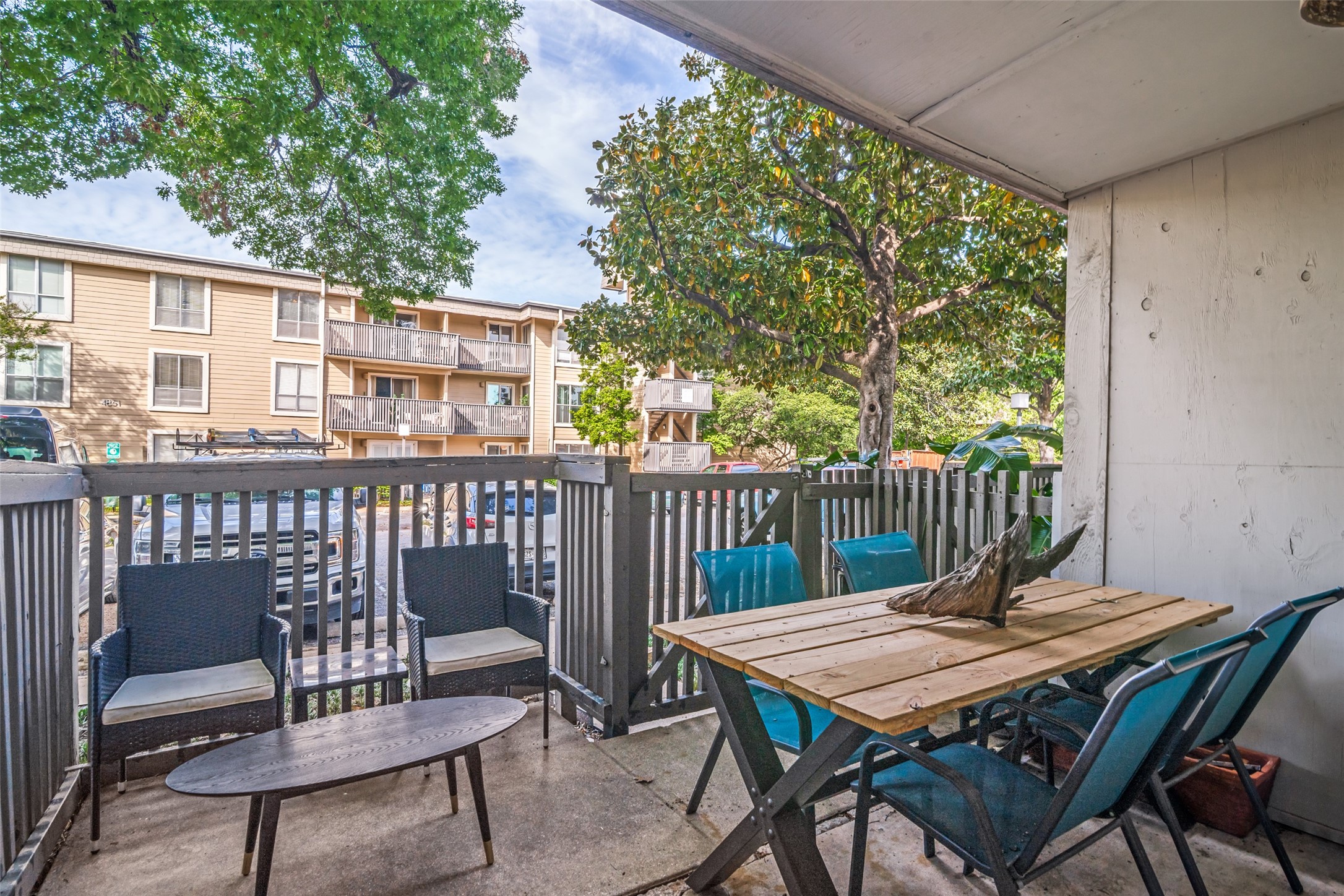 4859 Cedar Springs Road Dallas TX 75219