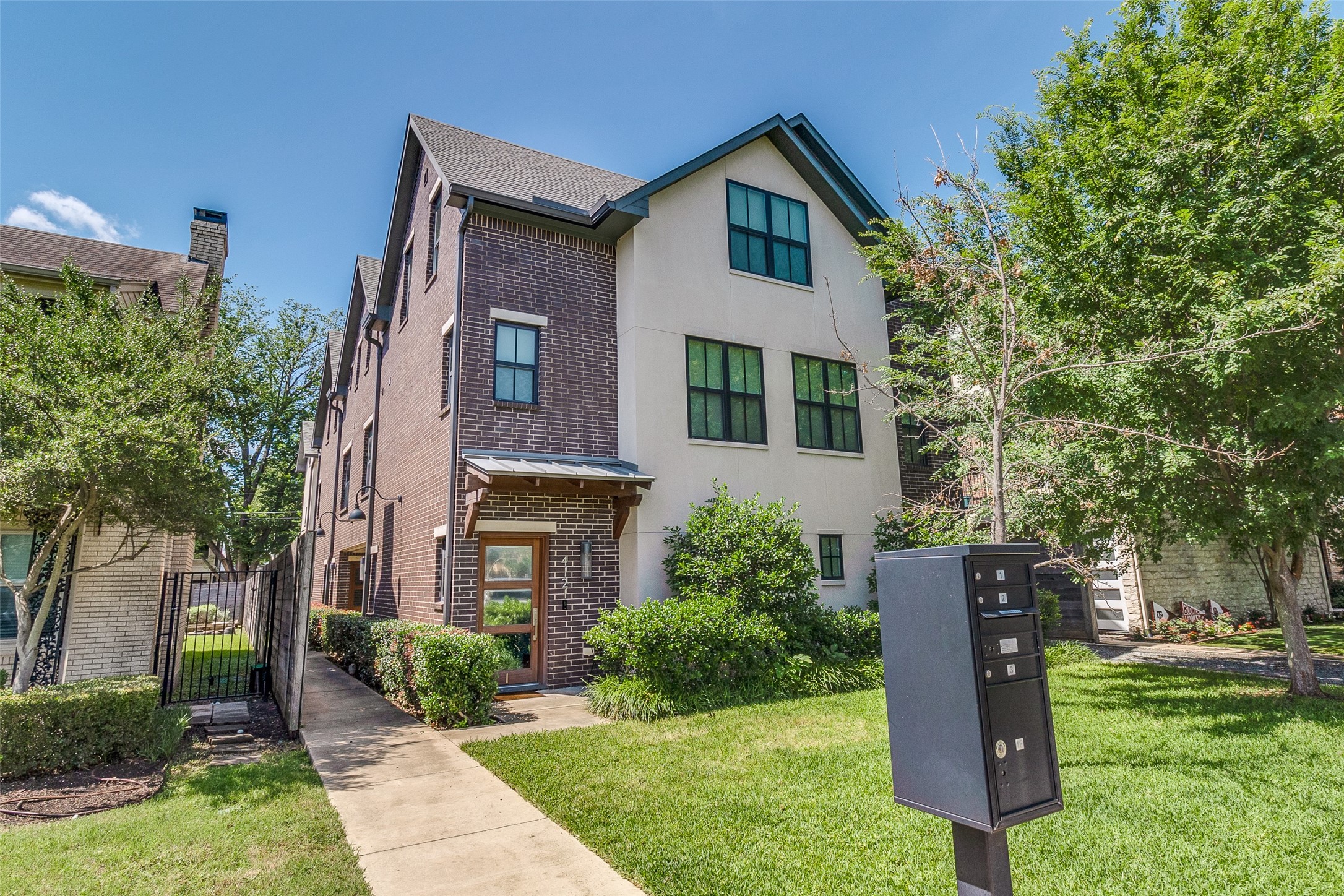 4121 Grassmere Lane University Park TX 75205