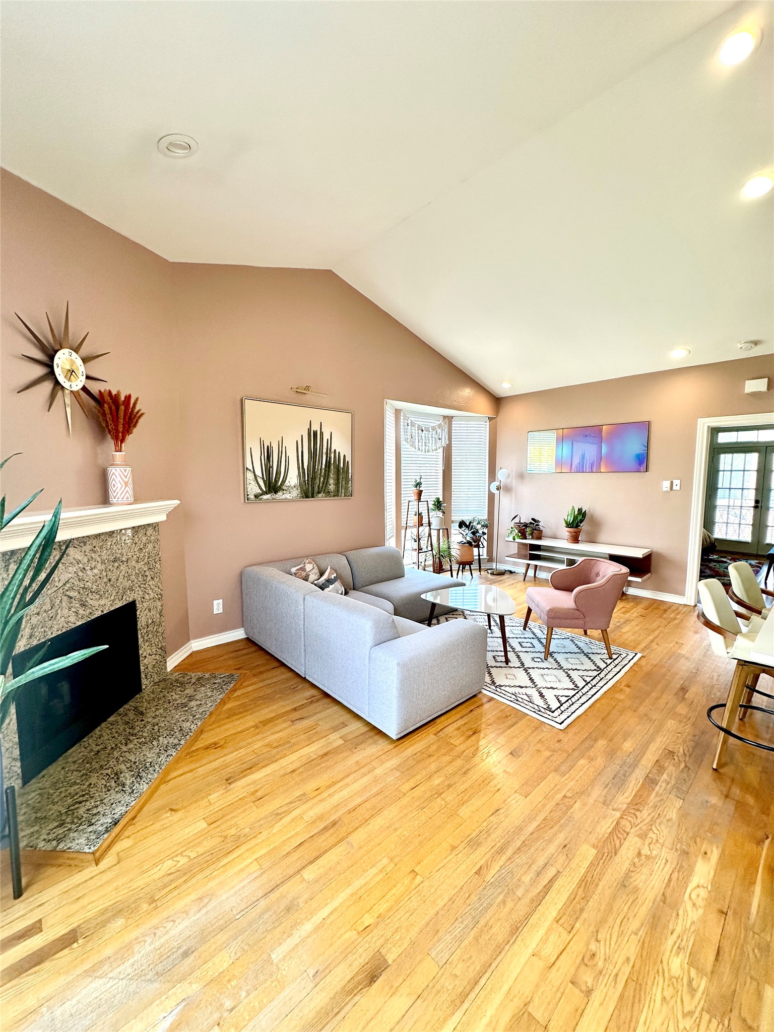 6318 Richmond Avenue Dallas TX 75214