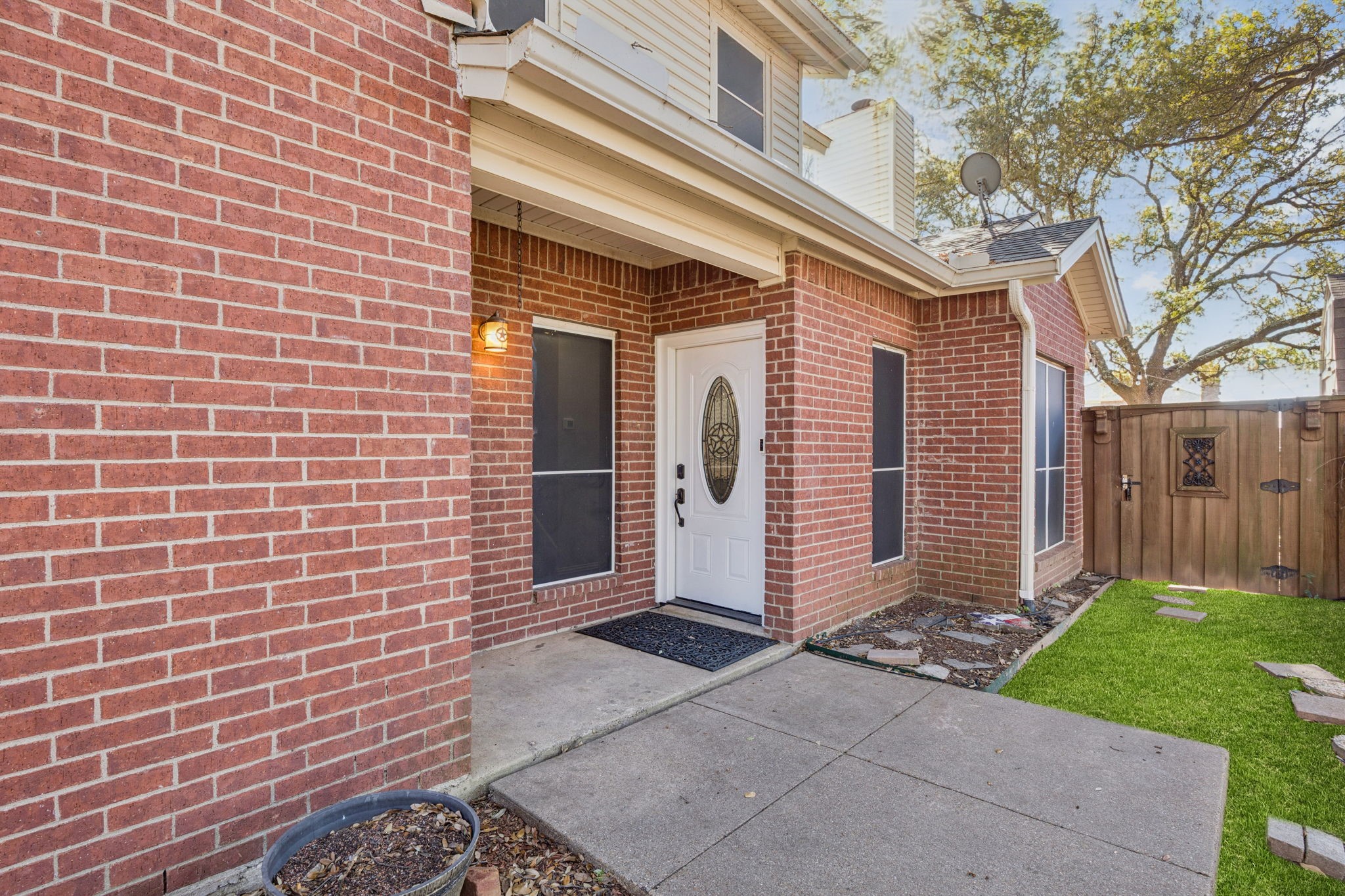 6814 Dolphin Circle Rowlett TX 75088