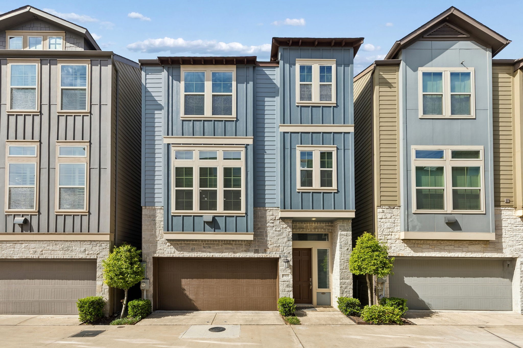 5933 Evening Star Place Dallas TX 75235