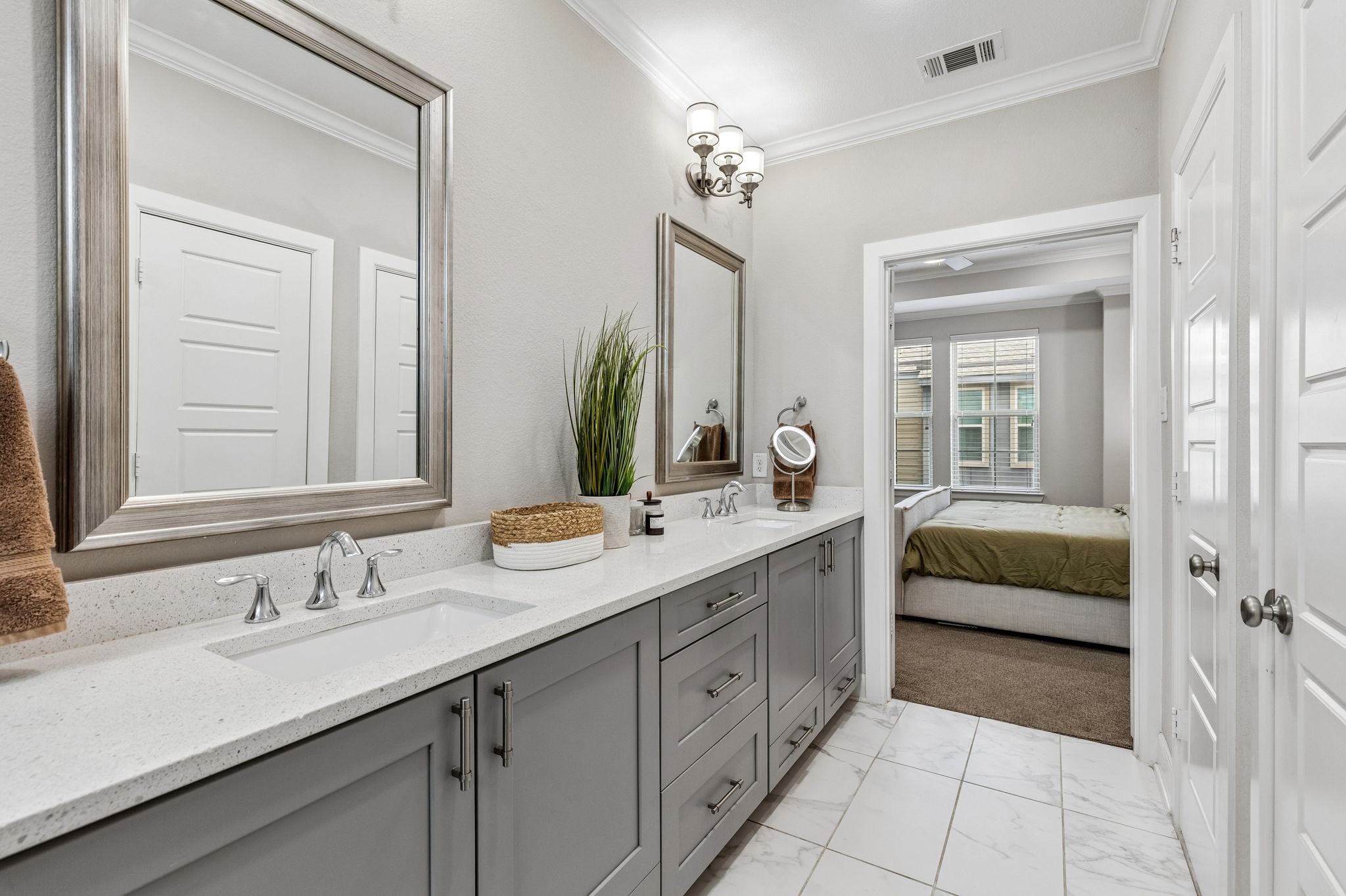 5933 Evening Star Place Dallas TX 75235