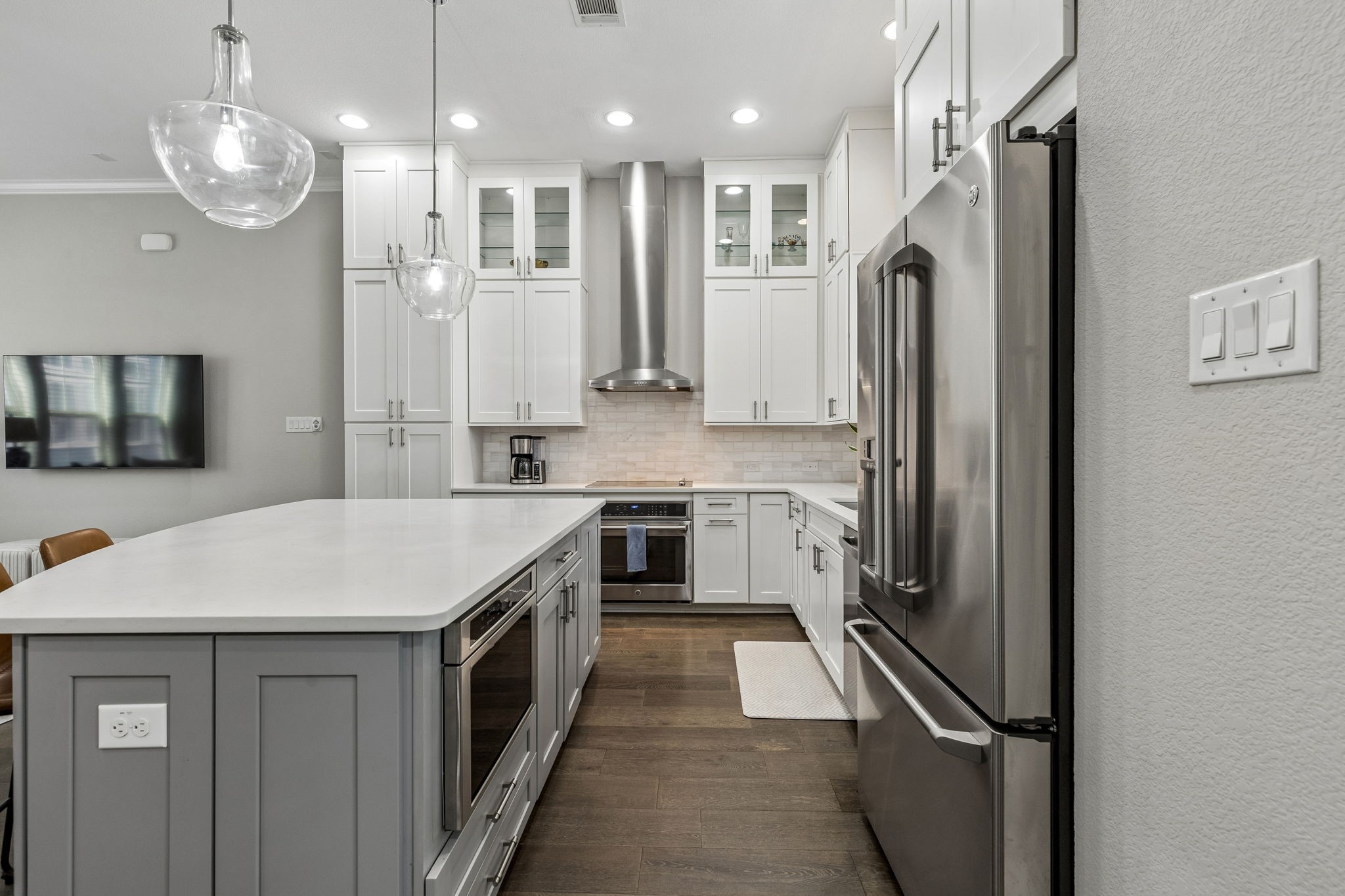 5933 Evening Star Place Dallas TX 75235
