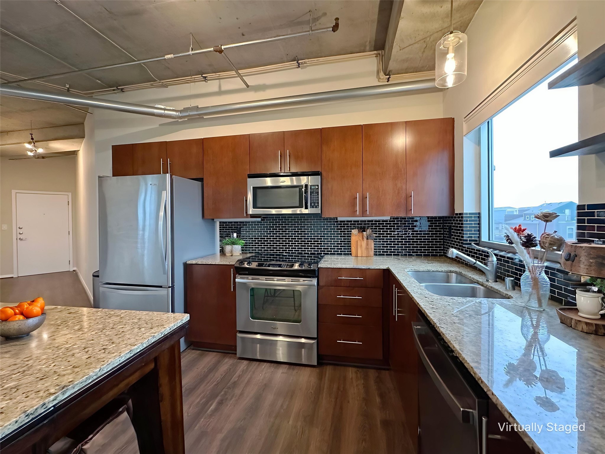 1001 Belleview Street Dallas TX 75215