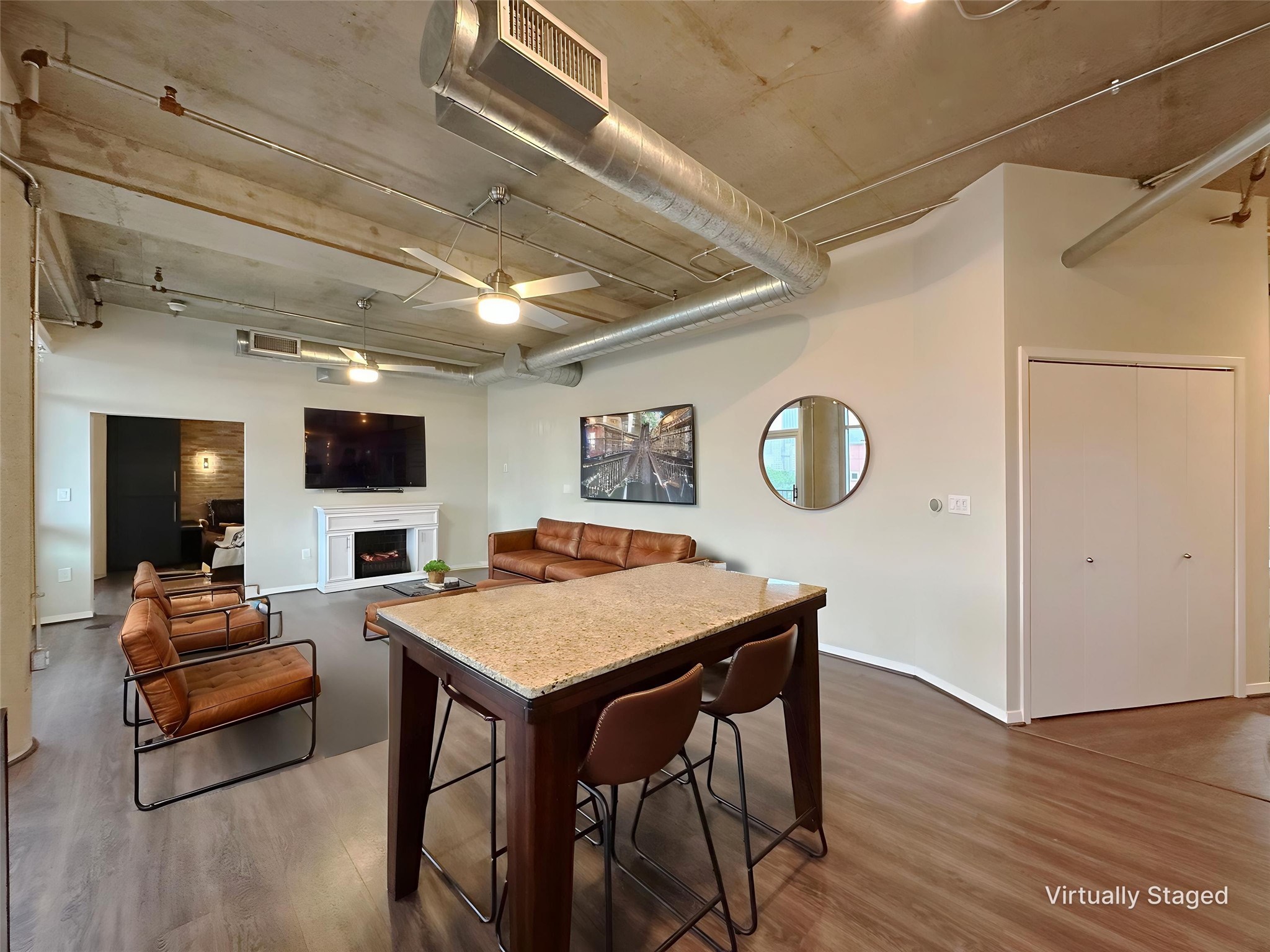 1001 Belleview Street Dallas TX 75215