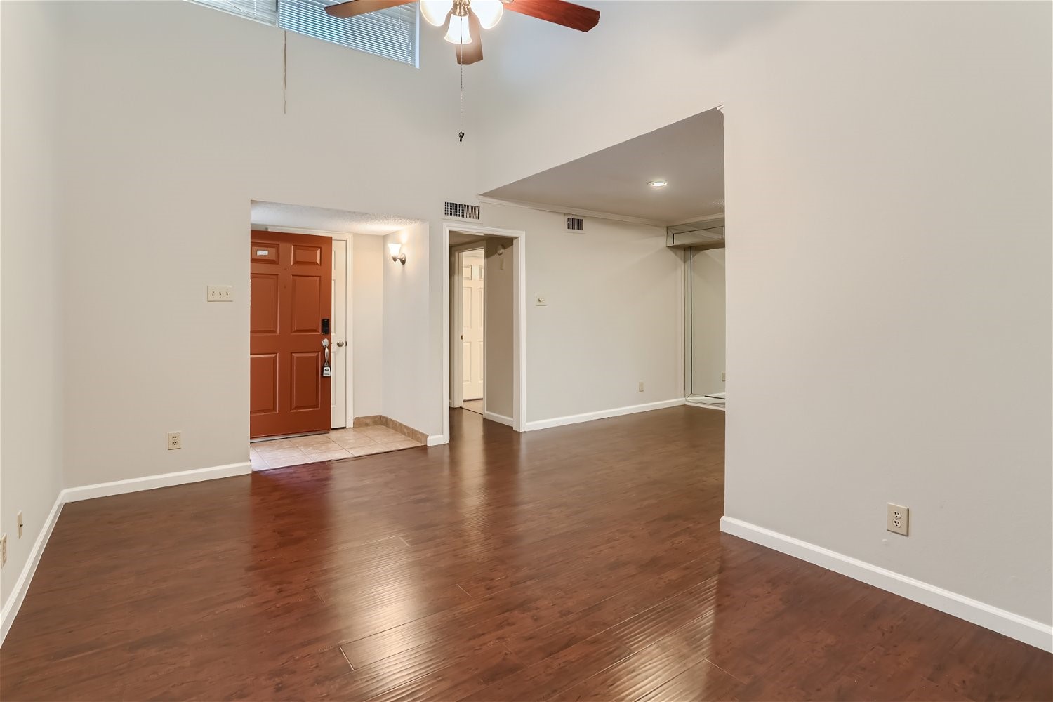 16301 Ledgemont Lane Addison TX 75001