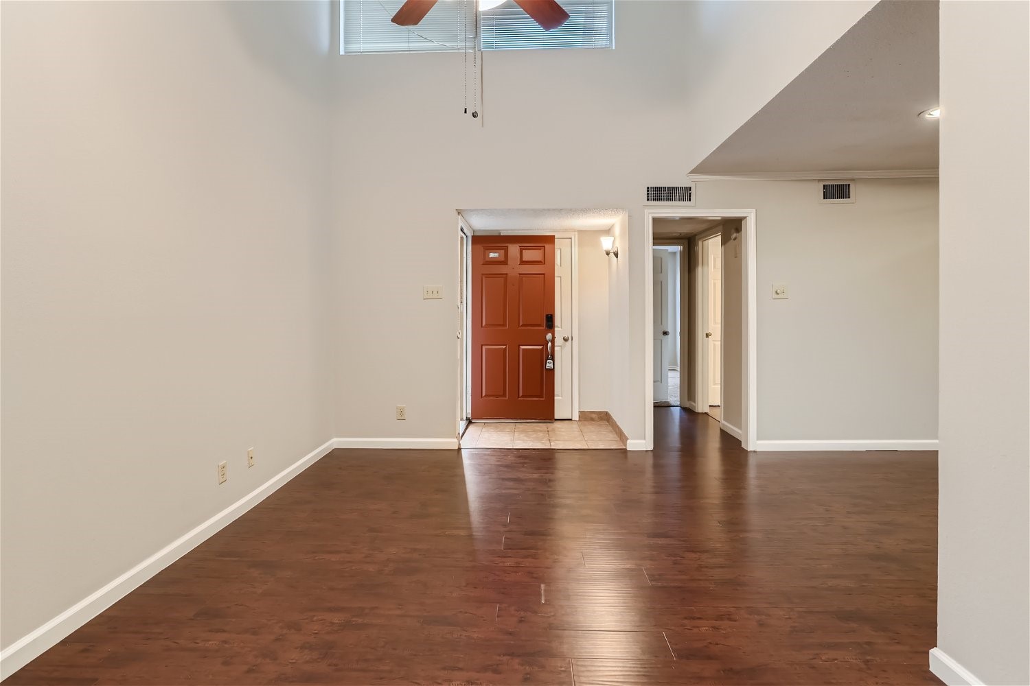 16301 Ledgemont Lane Addison TX 75001