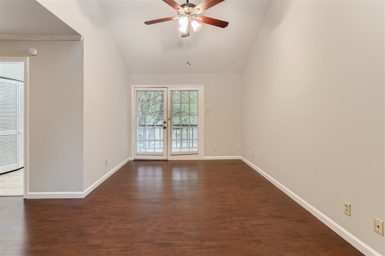 16301 Ledgemont Lane Addison TX 75001