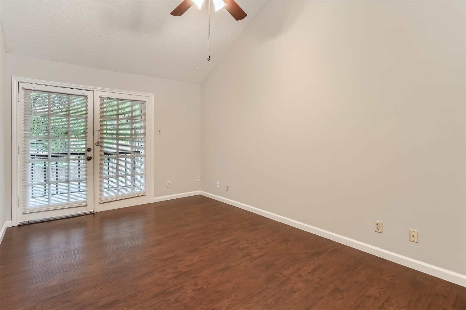 16301 Ledgemont Lane Addison TX 75001