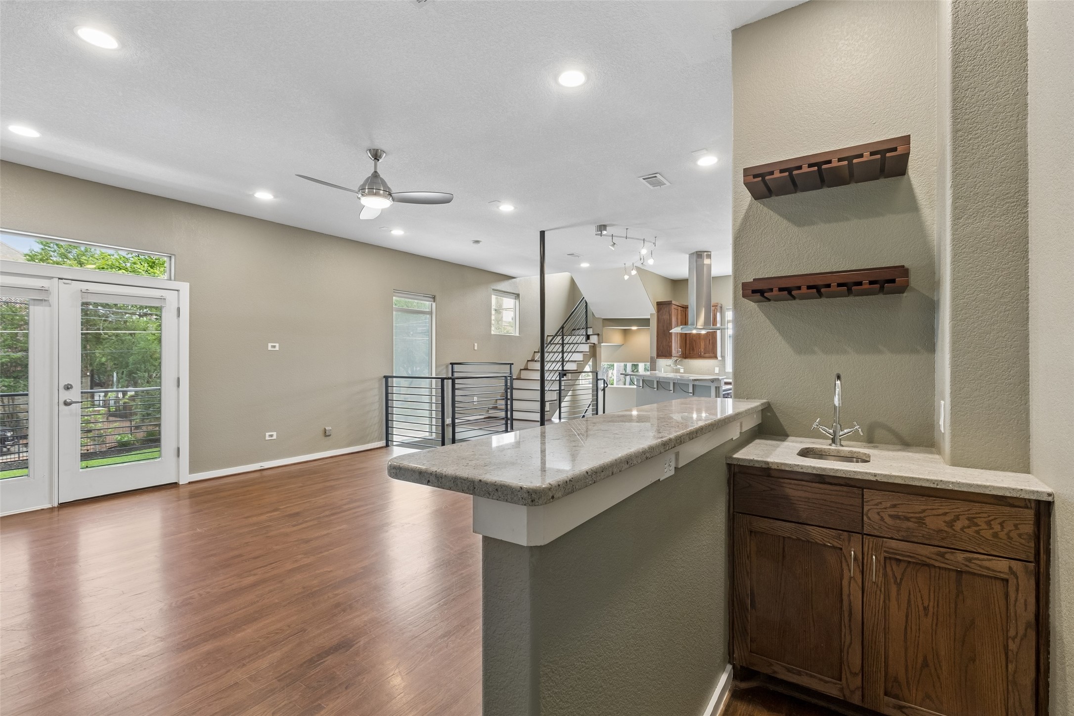 5715 La Vista Drive Dallas TX 75206