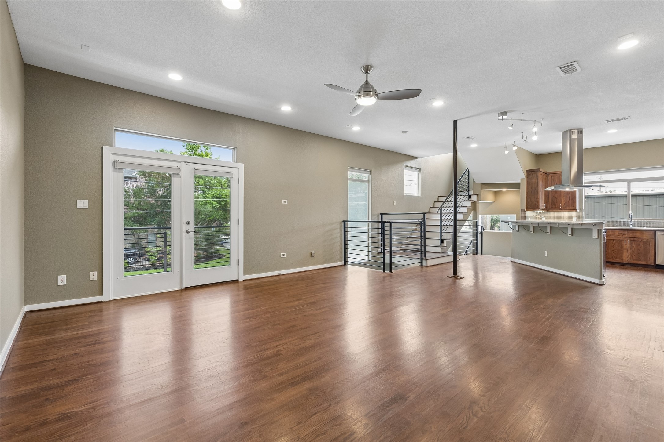 5715 La Vista Drive Dallas TX 75206