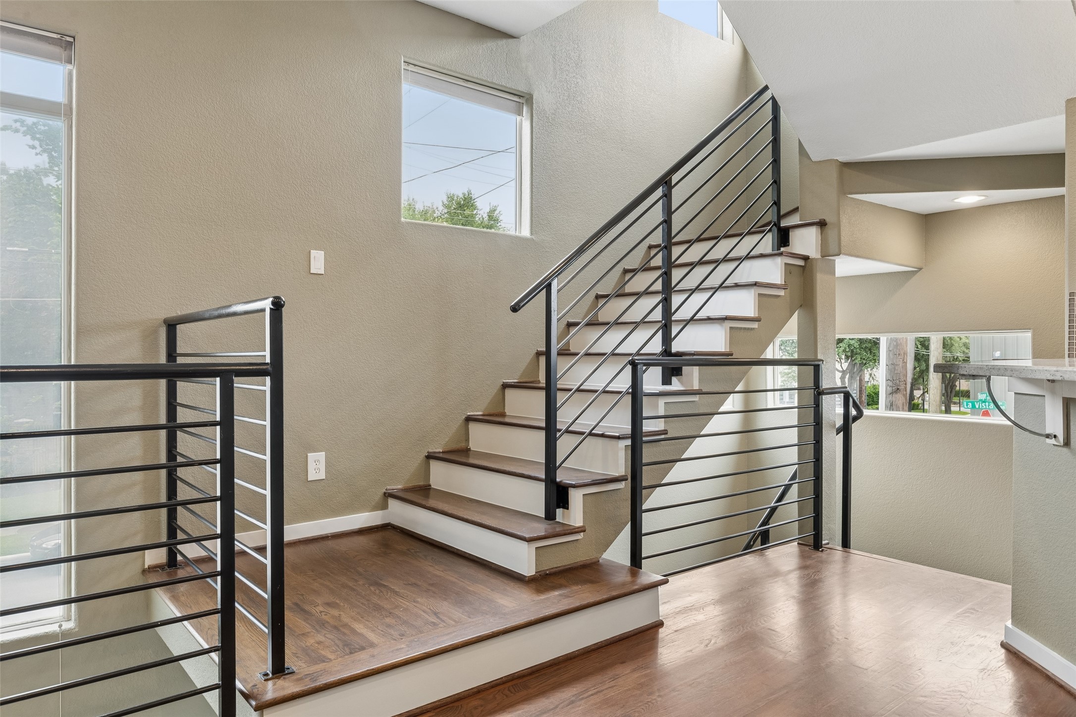 5715 La Vista Drive Dallas TX 75206